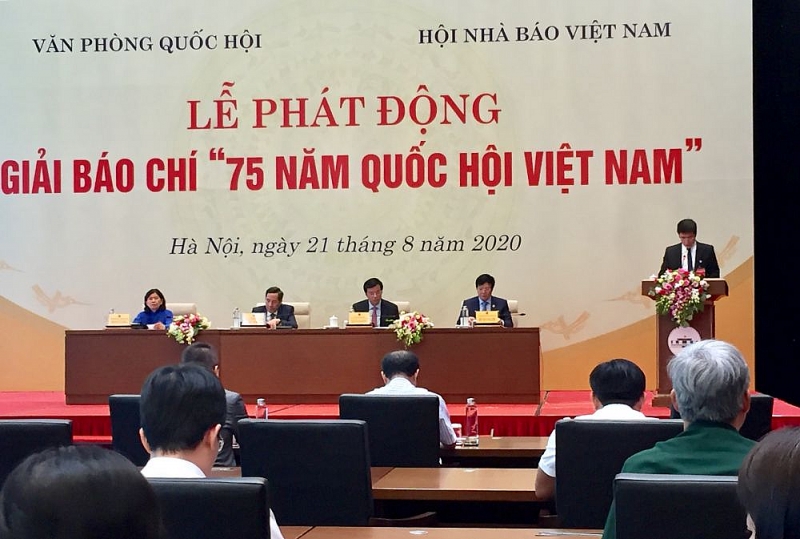 phat-dong-giai-bao-chi-75-nam-quoc-hoi-viet-nam