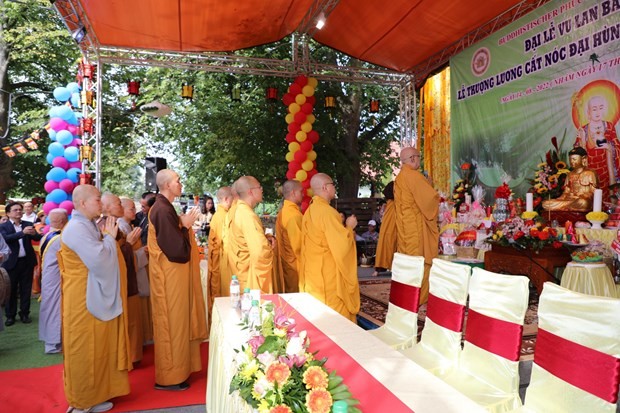 Đại lễ Vu Lan báo biếu của cộng đồng người Việt tại Đức Đại lễ Vu Lan báo biếu của cộng đồng người Việt tại Đức