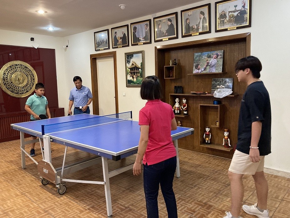 Đại sứ quán Việt Nam tại Iran chào mừng ngày thành lập ngành Ngoại giao Đại sứ quán Việt Nam tại Iran chào mừng ngày thành lập ngành Ngoại giao