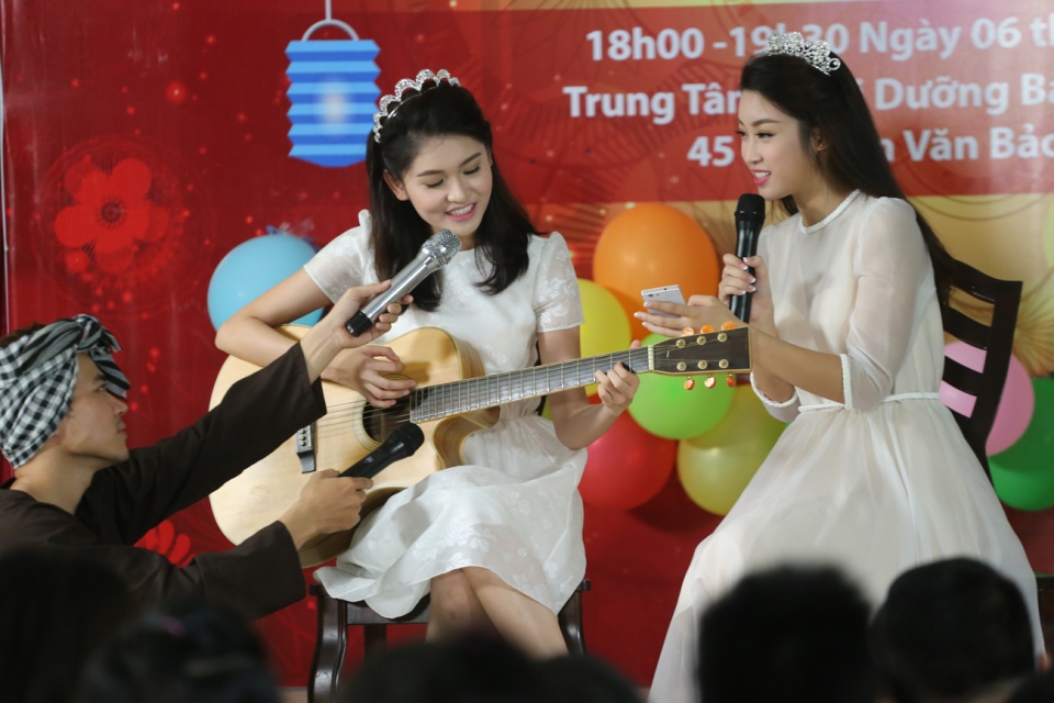 hoa hau my linh a hau thuy dung hoa than thanh chi hang