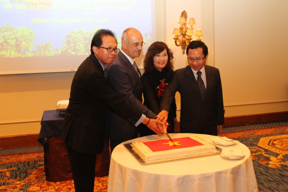 Kỷ niệm Quốc khánh Việt Nam tại Hy Lạp ky niem quoc khanh viet nam lan thu 71 tai hy lap