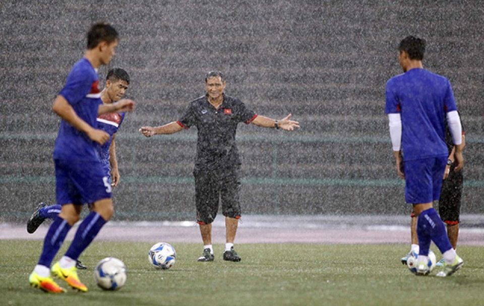 Học trò cũ HLV Hữu Thắng cảnh báo sự nguy hiểm của "Ronaldo Campuchia" hoc tro cu hlv huu thang canh bao su nguy hiem cua ronaldo campuchia