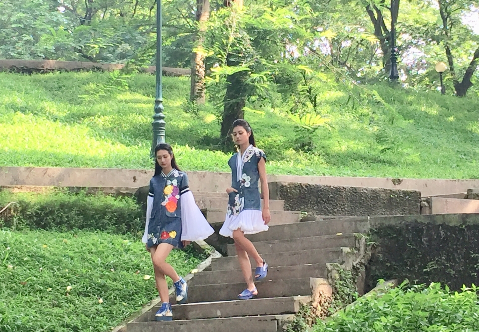 chiem nguong mau thoi trang viet nam xuan he 2019