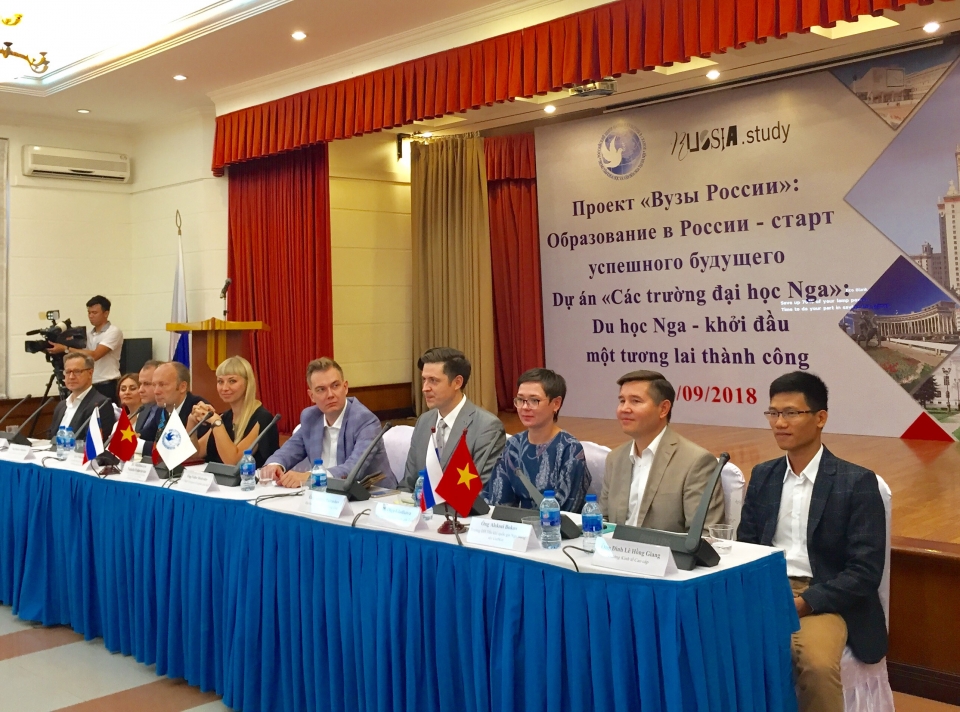 khoi dong giai doan 10 du an cac truong dai hoc nga