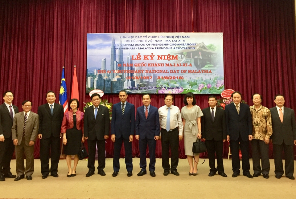 gap mat huu nghi ky niem 61 nam quoc khanh malaysia