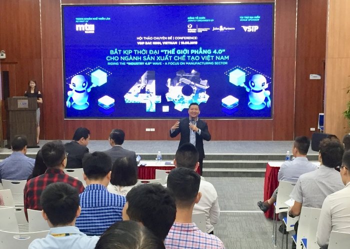 Làm gì để bắt kịp thời đại 'Thế giới phẳng 4.0'? lam gi de bat kip thoi dai the gioi phang 40