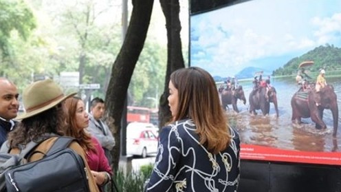 trien lam anh viet namcuon hut bat tan thu hut ban be quoc te tai mexico