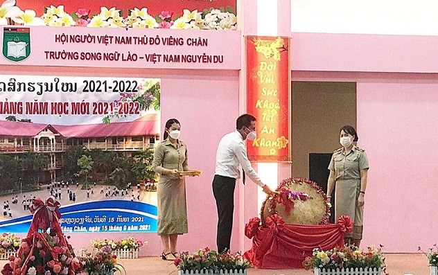 Khởi đầu năm học 2021-2022 tại Trường song ngữ Lào-Việt Nam Nguyễn Du