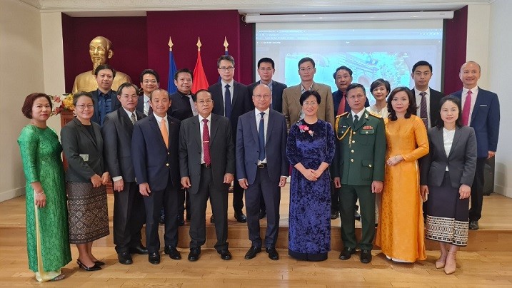 Đại sứ quán Lào tại Pháp chúc mừng Quốc khánh Việt Nam