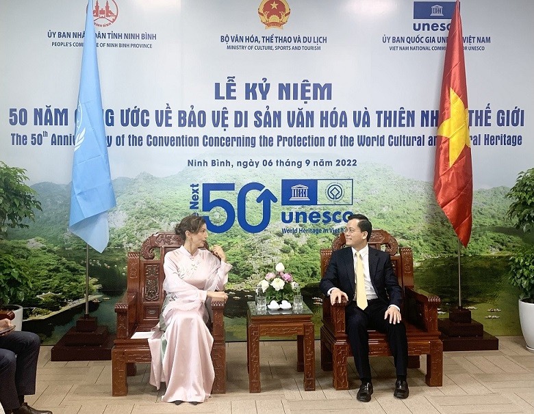 Chủ tịch Ủy ban Quốc gia UNESCO Việt Nam, Thứ trưởng Ngoại giao Hà Kim Ngọc trao đổi làm việc với Tổng Giám đốc UNESCO Audrey Azoulay Chủ tịch Ủy ban Quốc gia UNESCO Việt Nam, Thứ trưởng Ngoại giao Hà Kim Ngọc trao đổi làm việc với Tổng Giám đốc UNESCO Audrey Azoulay