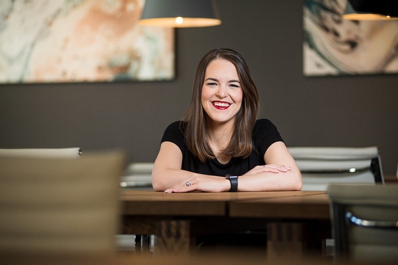 Người sáng tạo nội dung cũng như phù thuỷ?