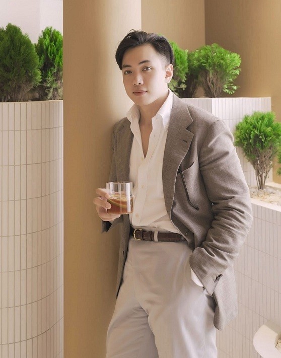 Thầy giáo 5 lần đạt điểm 9.0 IELTS chia sẻ bí quyết học, thi và yêu thích tiếng Anh