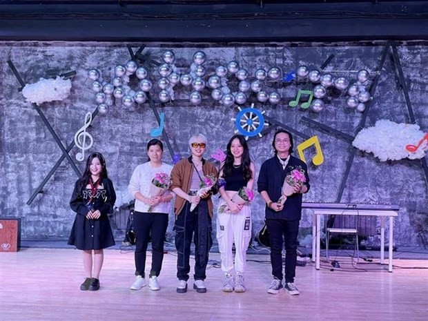Đêm nhạc kết nối sinh viên Việt Nam-Nga