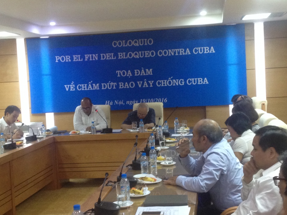 toa dam huong ung ngay the gioi chong cam van