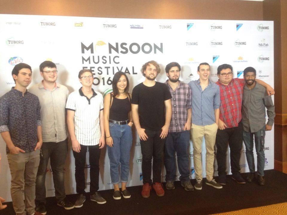 Khoảng 100 nghệ sĩ sẵn sàng "bùng cháy" cùng Gió Mùa khoang 100 nghe si san sang bung chay cung gio mua