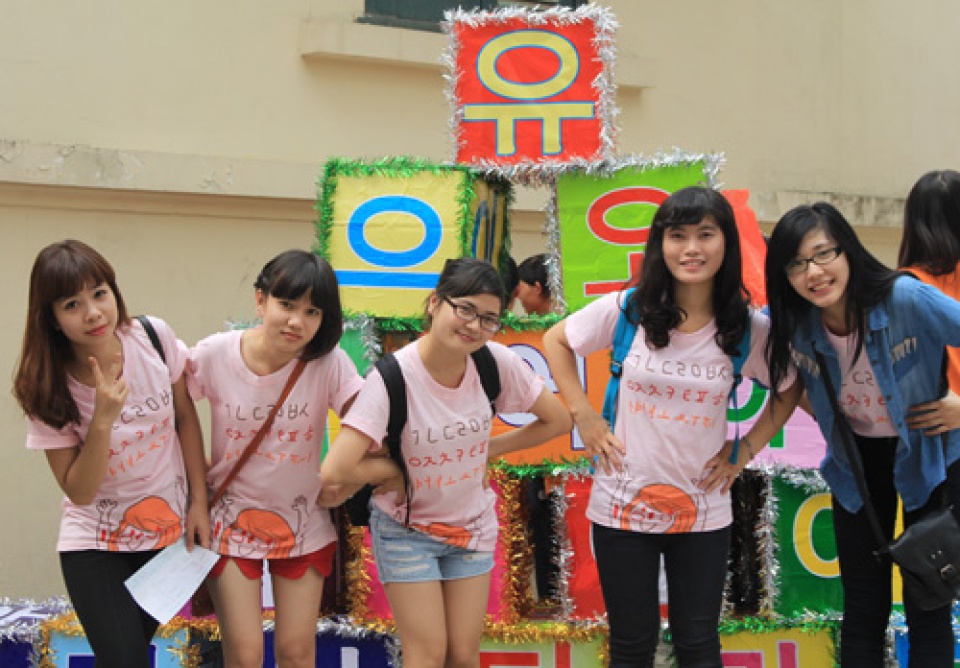 sinh vien viet nam duoc nhan hoc bong nang cao tieng han