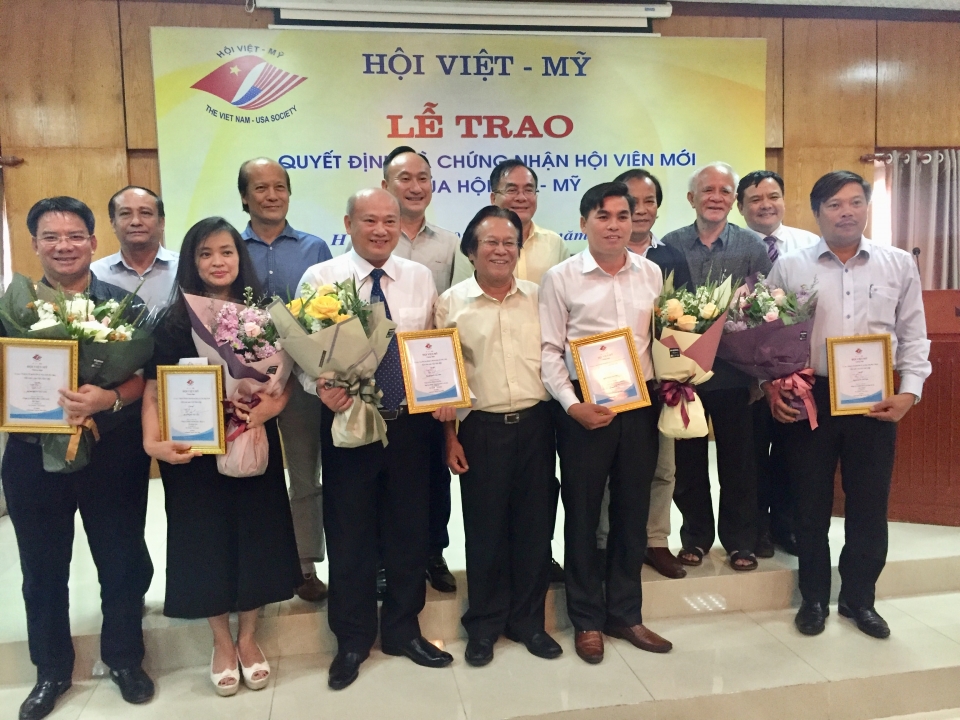 Tăng cường lực lượng làm đối ngoại nhân dân Việt – Mỹ tang cuong luc luong lam doi ngoai nhan dan viet my