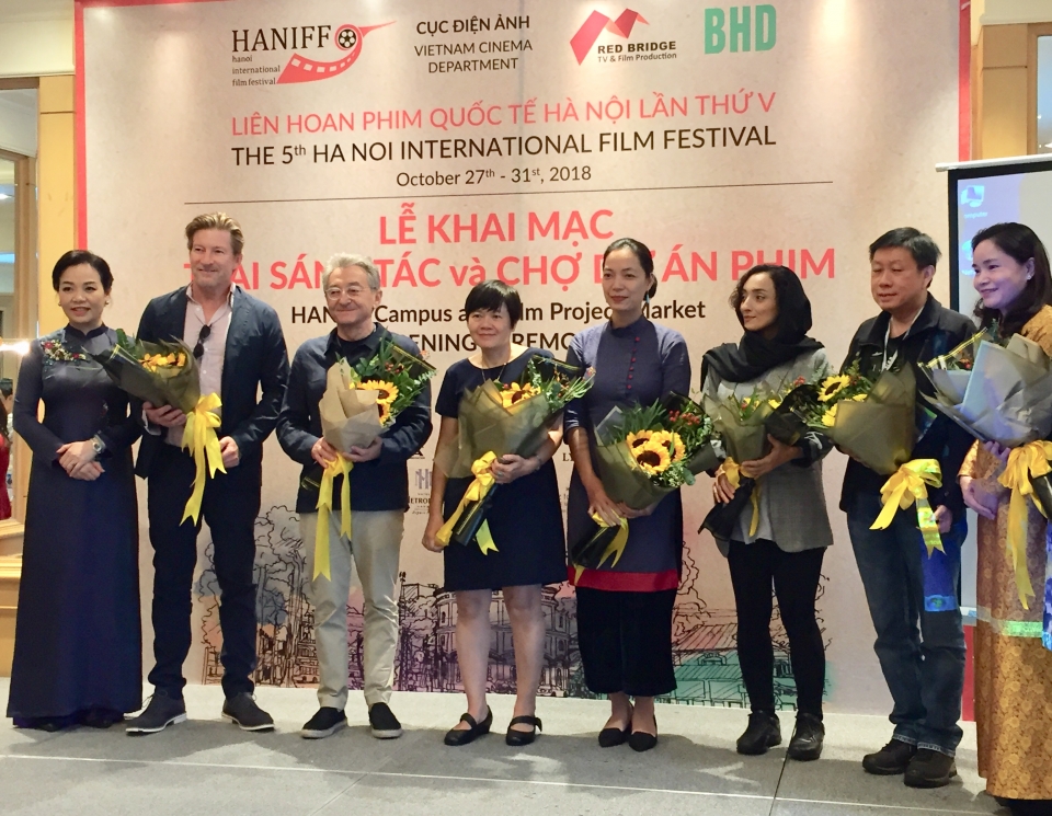 haniff 2018 soi noi ngay truoc them khai mac