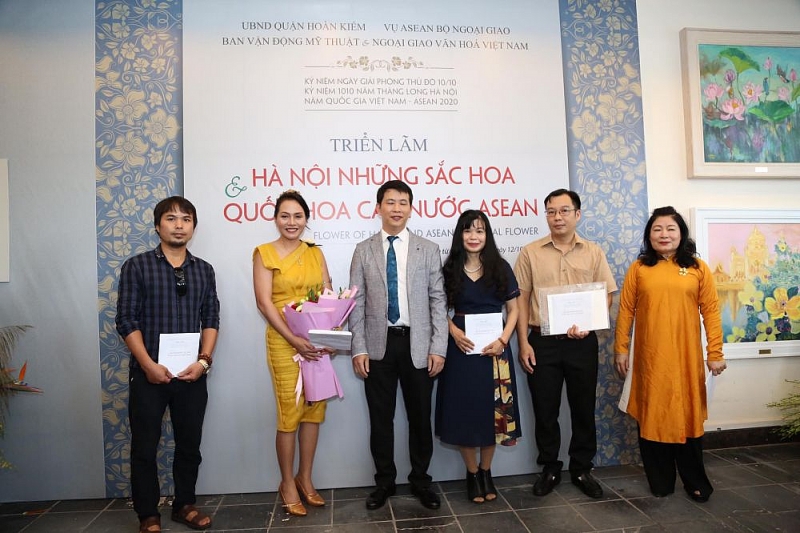 quoc hoa cac nuoc asean cung khoe sac cung hoa ha noi