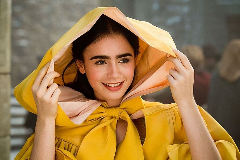 Lily Collins và nhan sắc hút hồn từ trong phim tới đời thực