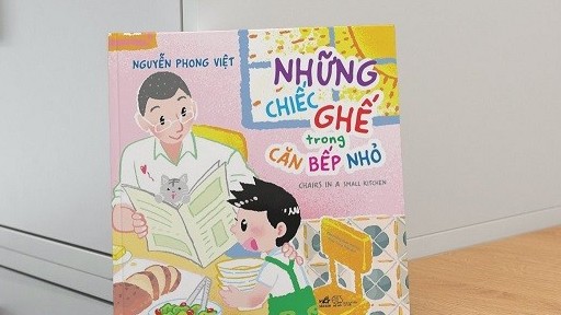 Ấm áp tập thơ ‘Những chiếc ghế trong căn bếp nhỏ’