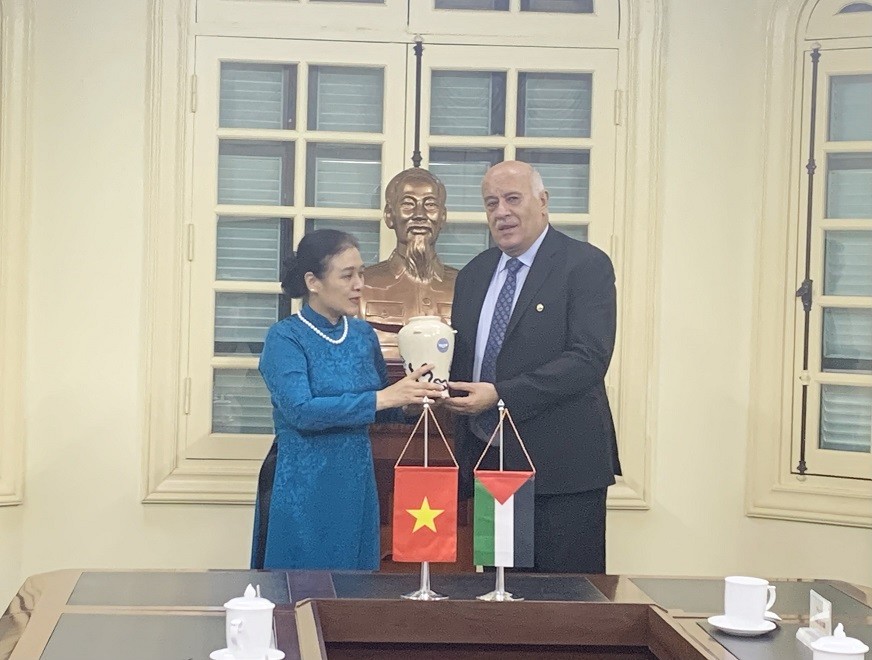VUFO trao đổi hợp tác với Đảng Phong trào Giải phóng Dân tộc Palestine