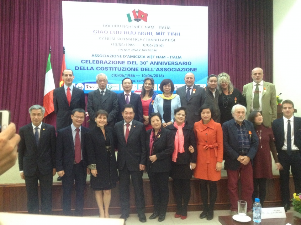 hop tac viet nam italy can chien thuat phu hop nhan thuc va cam ket moi