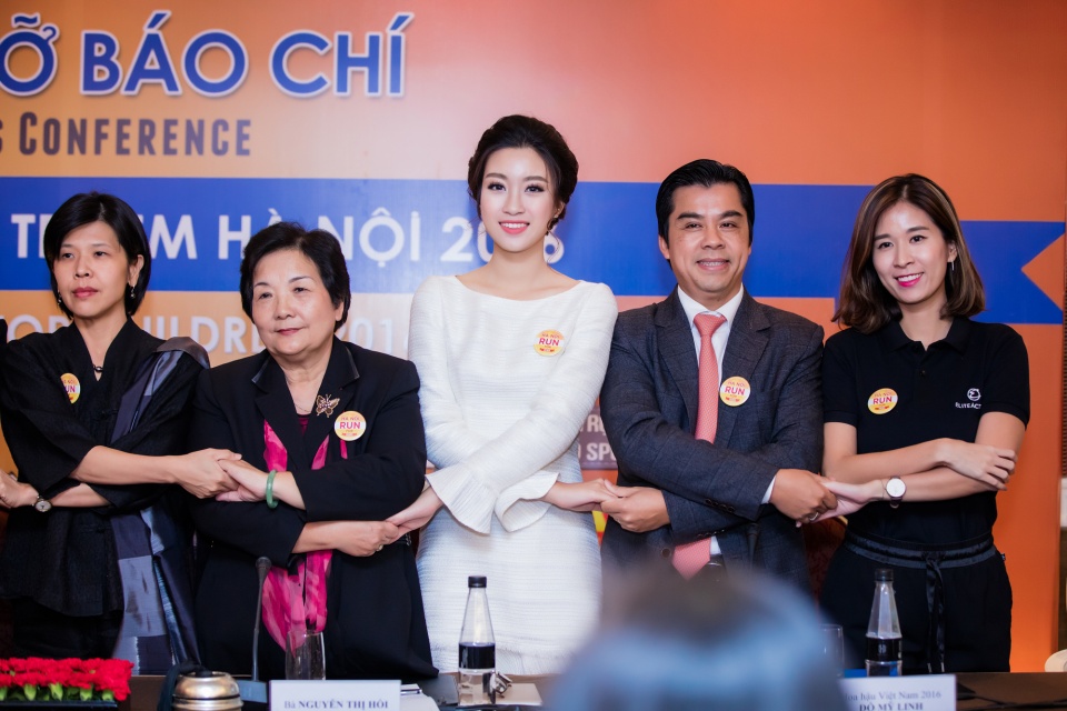 ha noi cung chay vi tre em khong may man