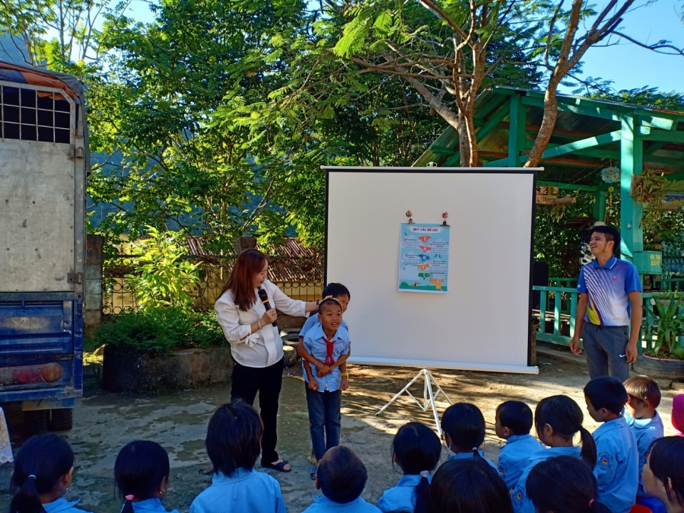 day tre em mien nui ky nang tu bao ve minh