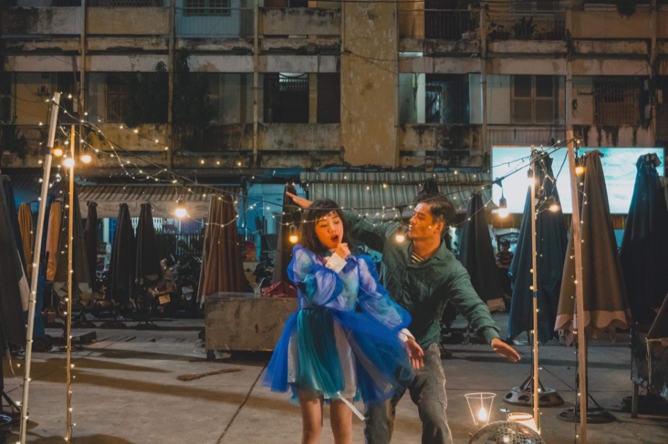 tai sao mv nhac tre viet ngay cang gay bao view