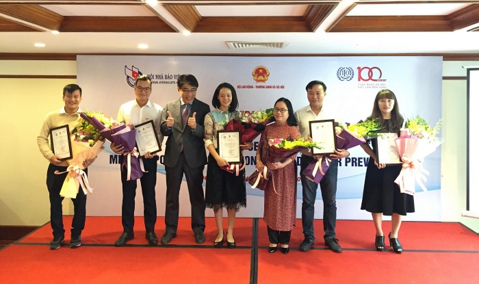 ton vinh cac tac pham bao chi viet ve phong ngua lao dong tre em