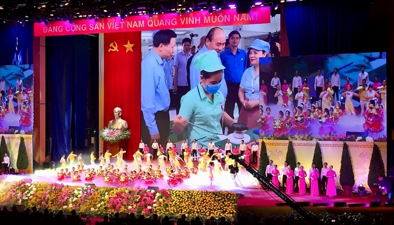 Kỷ niệm 90 năm Ngày thành lập Mặt trận Dân tộc Thống nhất Việt Nam Kỷ niệm 90 năm Ngày thành lập Mặt trận Dân tộc Thống nhất Việt Nam