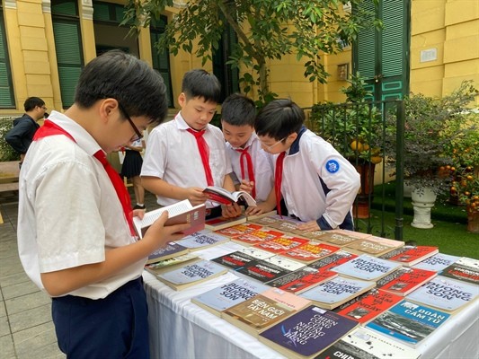 Bộ VHTT&DL sẽ trao giải thưởng Đại sứ văn hóa đọc và giới thiệu sách trực tuyến năm 2021