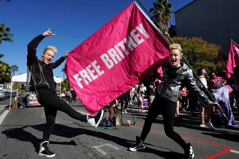 Ca sĩ Britney Spears và cái giá của quyền tự do