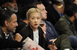 Người hâm mộ Blackpink nổi giận khi Rosé bị phân biệt chủng tộc tại Mỹ