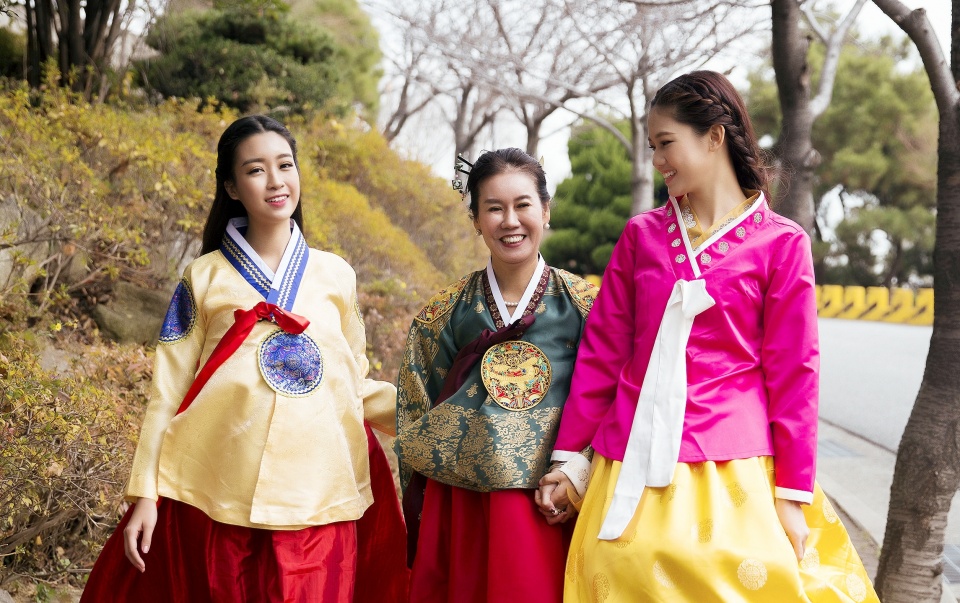 my linh va thanh tu khac la tai busan