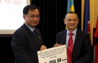 25 nam dong hanh va ket noi cua cac the he can bo lam viec o ukraine