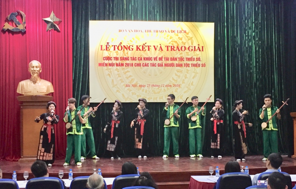 ton vinh sang tac cua nhac si vung dan toc thieu so