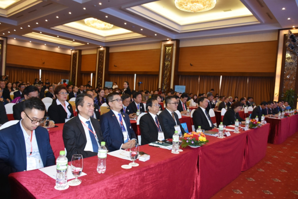 kieu bao chung suc xay dung que huong hoi nhap va phat trien