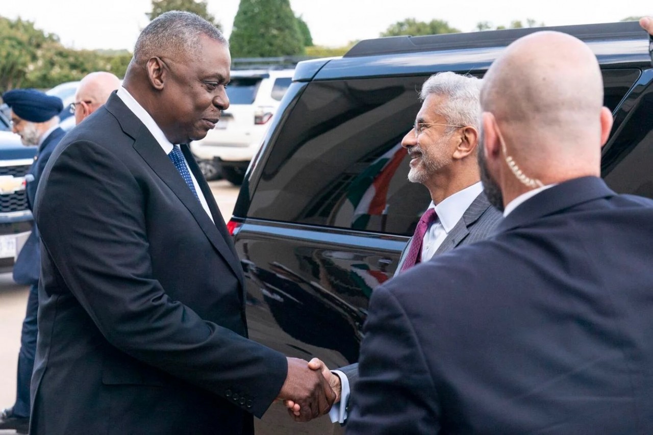 Mỹ cam kết làm sâu sắc quan hệ quốc phòng với Ấn Độ