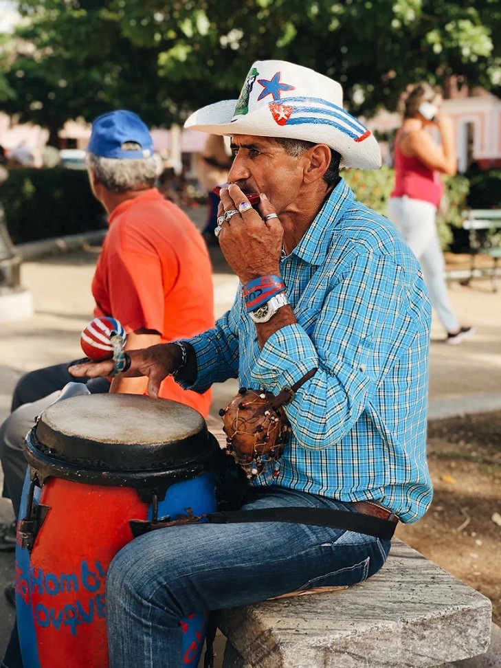 Đảo lửa, đảo say, nồng nàn và hào phóng Đảo lửa, đảo say, nồng nàn và hào phóng