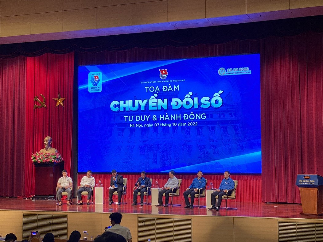 Tọa đàm Chuyển đổi số: Tư duy và hành động