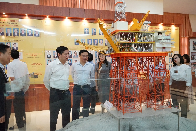 Đảng ủy Khối doanh nghiệp Trung ương đồng tình, ủng hộ chiến lược phát triển của Petrovietnam và Vietsovpetro