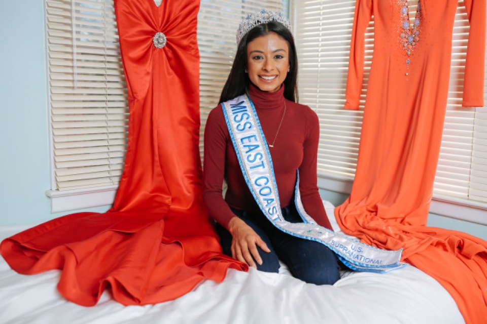 my ton kem nhu di thi hoa hau