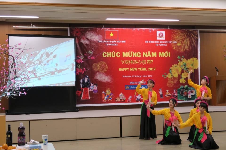 chung vui don tet tai fukuoka