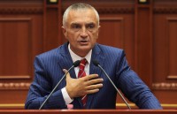 tong thong romania bien den can su hien dien lon hon cua nato