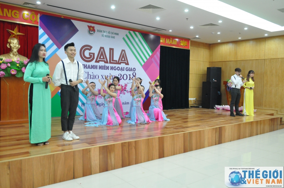 giu lua nhiet huyet se chia yeu thuong tai gala chao xuan 2018