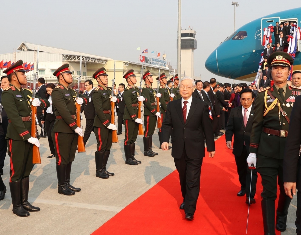 tong bi thu chu tich nuoc nguyen phu trong toi thu do vientiane bat dau tham huu nghi chinh thuc chdcnd lao