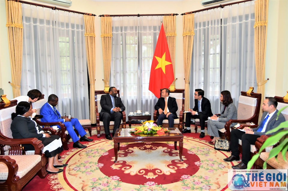 dua quan he viet nam guinea xich dao thanh dien hinh hop tac nam nam