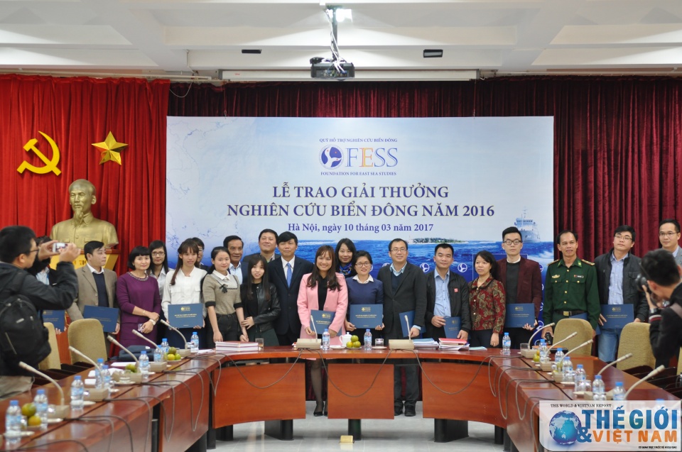 Nghiên cứu Biển Đông: Tâm huyết của các nhà nghiên cứu, sinh viên, nhà báo can nuoi duong tam huyet nghien cuu bien dong